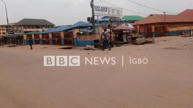 Ọdọ ụgbọelu dịketere Upper Iweka