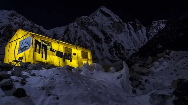 ایورسٹ ڈائری