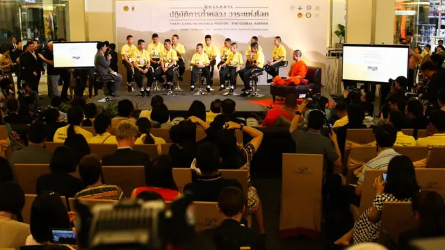 เด็กแถลงเปิดใจกับสื่อ