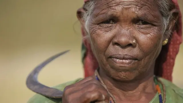 விவசாயம் முதல் விமானம் வரை முடங்கிய தொழில்கள்