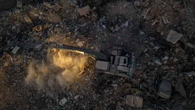 तुर्की में आए भूकंप से हुए विनाश की एक तस्वीर