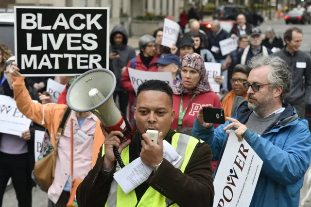 Protesto contra a Starbucks