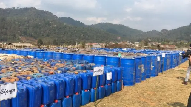 Bahan kimia yang digunakan untuk membuat metamfetamin.