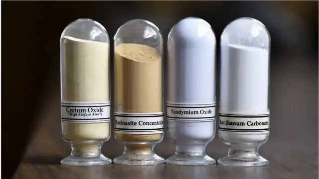 美國加州芒廷帕斯（Mountain Pass）稀土礦開採的稀土樣本。