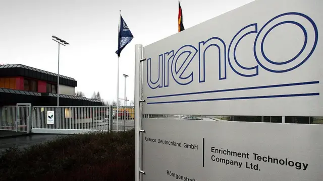 Cartel de la empresa Urenco.