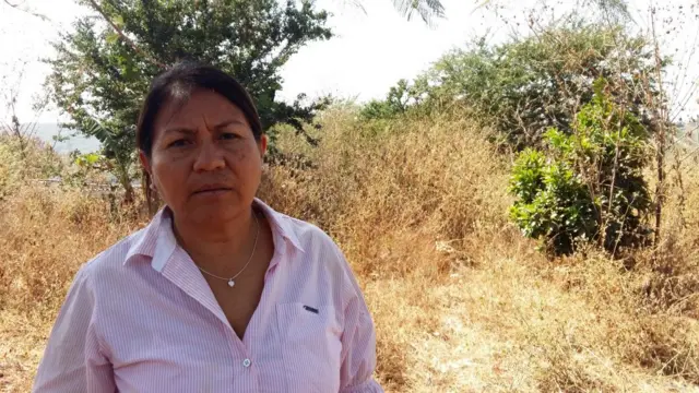 "No limpiaron nada", dice la maestra Guadalupe Záyago.