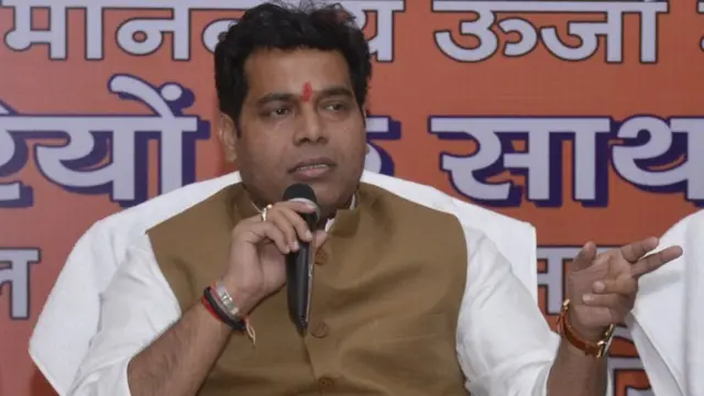 விரைந்து தயாரிக்கப்படும் குடியேறிகள் பெயர் பட்டியல் : உத்தர பிரதேசம்