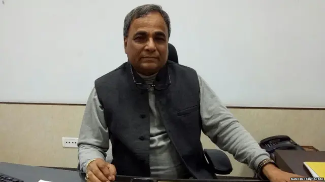 आईआईटी धनबाद के रजिस्ट्रार एम के सिंह