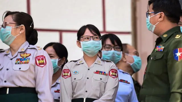 လွှတ်တော်ထဲ က တပ်မတော်သားကိုယ်စားလှယ်များ