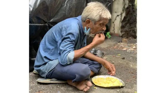 हर्ष आणि हीना मांडविया