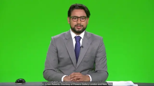 Seniman Simon Roberts telah menciptakan kamus Brexit, mengumpulkan hampir 5.000 ungkapan dari media sosial dan pemberitaan