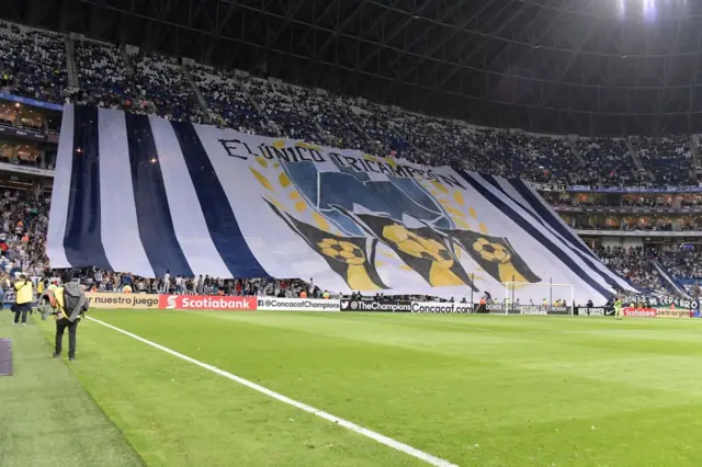 استادیوم بیبیریای در مترویمونتری مکزیک با ظرفیت ۵۱ هزار نفری