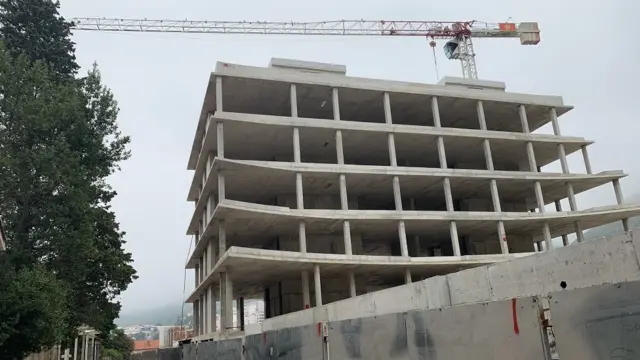 Izgradnja u Miločerskom parku