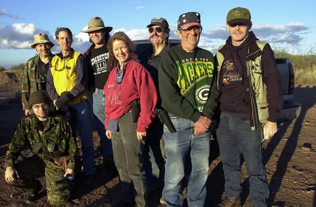 Un grupo de vigías de la frontera