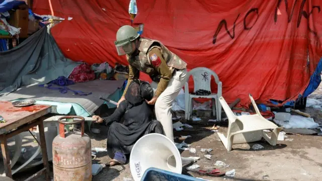 હિંસાની તસવીર