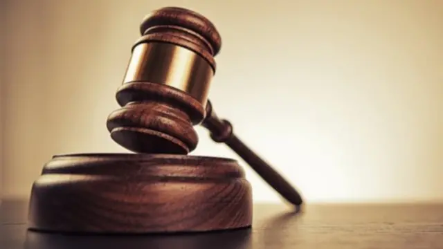 कोर्ट का फ़ैसला