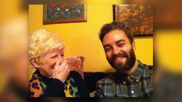 از اولین عکس‌های مایک و میتسی