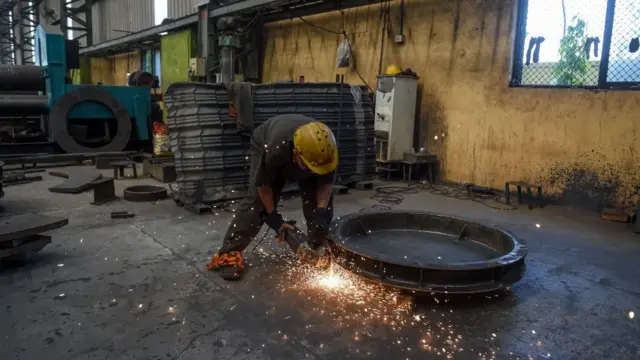 கடன் தவணைகளுக்கான 3 மாத ஒத்திவைப்பு முடிவுக்கு வரப்போகிறதே - இனி என்னவாகும்?