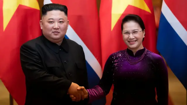Chủ tịch Quốc hội Nguyễn Thị Kim Ngân (phải)