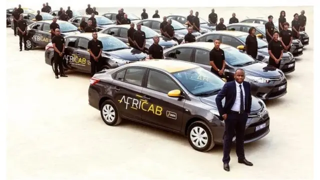 La startup panafricaine propose une réservation multicanale avec la possibilité de consulter la liste de véhicules disponibles à proximité