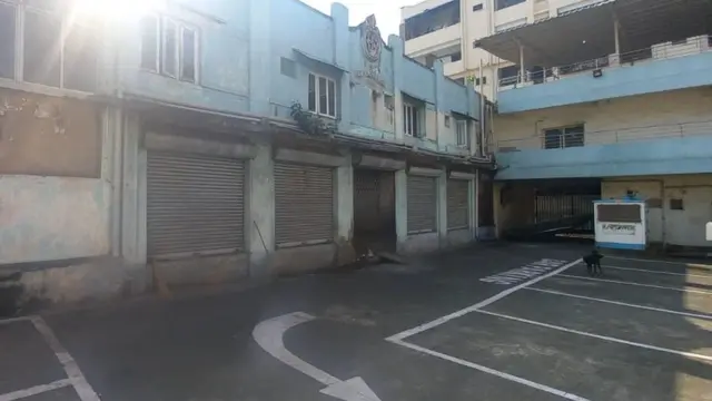 విశాఖలో 1930ల్లో నిర్మించిన పూర్ణ థియేటర్