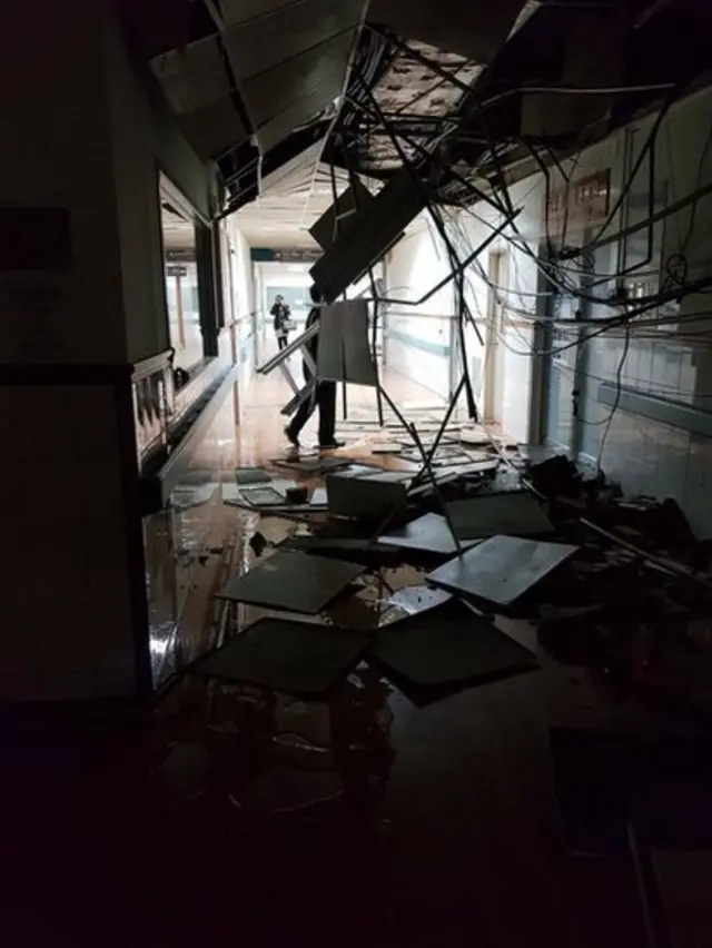 花蓮的醫院走廊一片凌亂