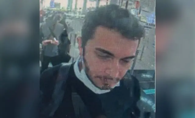 Faruk Fatih Özer'in Türkiye'den ayrılırken çekilmiş fotoğrafı