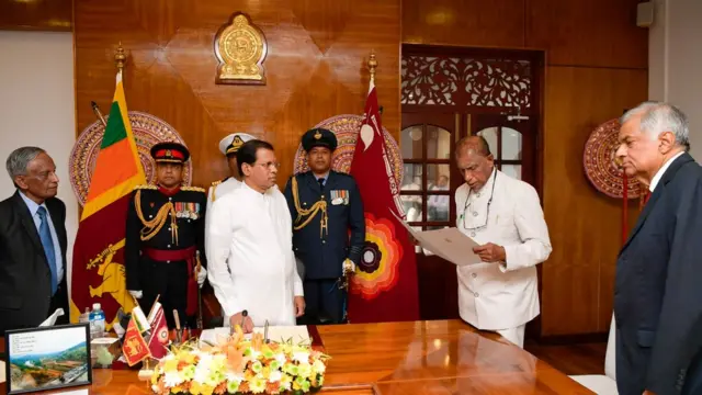 ஜனாதிபதி மற்றும் பிரதமர் முன்னிலையில் பதவியேற்கும் காமினி ஜயவிக்கிரம பெரேரா