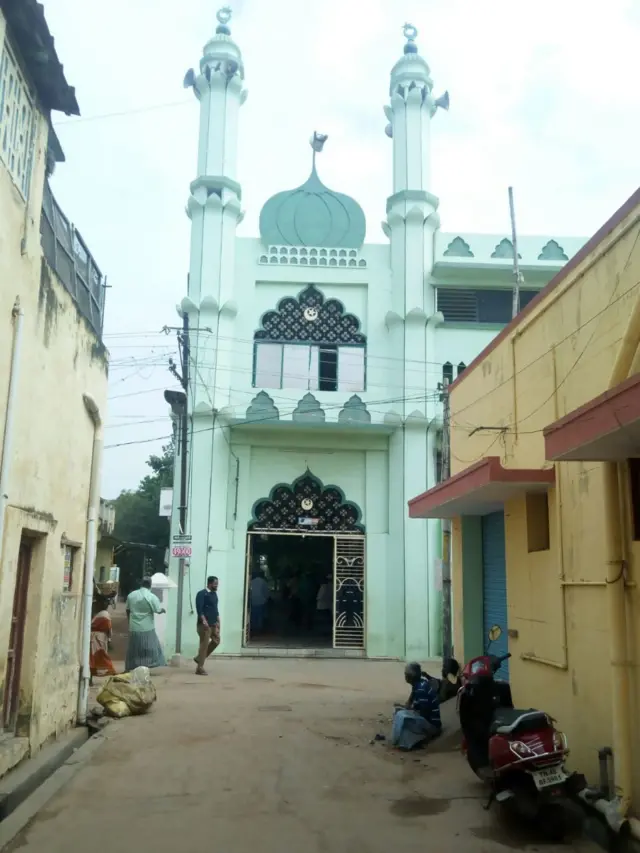 மஸ்ஜிதுல் ஆலியா பள்ளிவாசல்