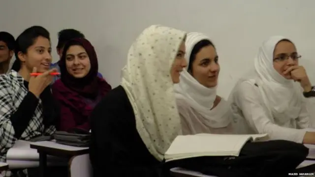 काश्मीर, बिहार, इंजिनियरिंग