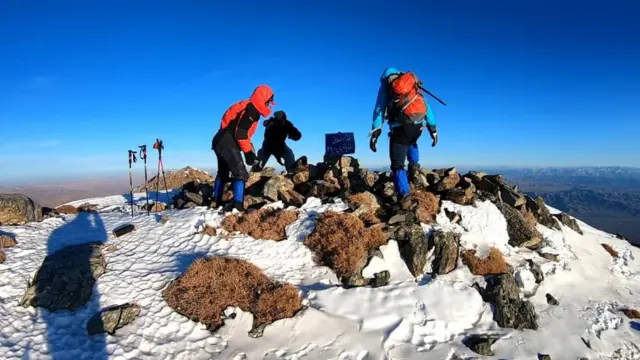 اسمانڅوکه د هرات ولایت د کروخ ولسوالۍ ختیځ کې د دویندر غرونو لړۍ کې هسکه څوکه ده.