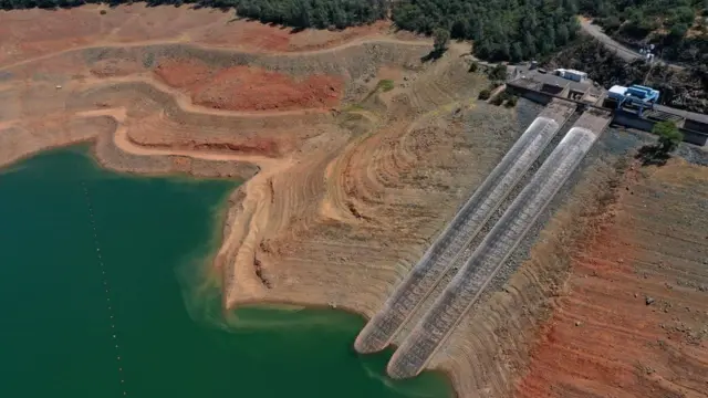 Jimbo la California linalokabiliwa na ukame limeshuhudia kupungua kwa viwango vya maji katika ziwa Oroville