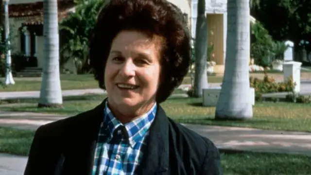 ماريتا لورينز إحدى عشيقات كاسترو السابقات