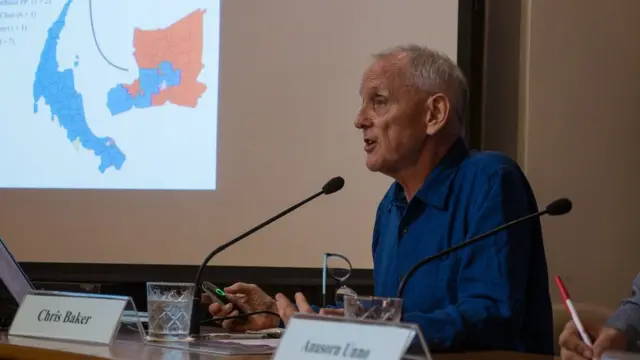 คริส เบเคอร์ นักประวัติศาสตร์และผู้เขียนหนังสือเรื่อง "A History of Thailand"