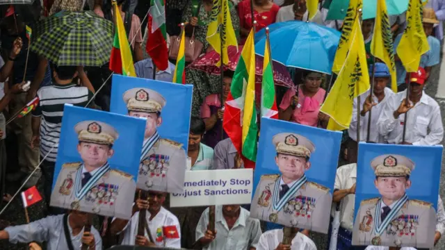ရန်ကုန်မြို့လယ်ဟောပြောပွဲမှာ အစ္စလာမ် ဘာသာအပေါ် ပုတ်ခတ်ဟောပြောဆိုခဲ့တယ် ဆိုပြီးလျှောက်ထားခဲ့ပါတယ်။