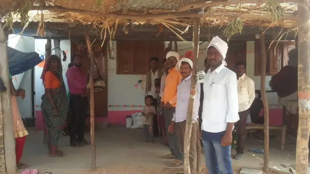 दूल्हे के घर पर पहुंची बीबीसी की टीम