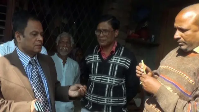 এহেন আবেদন পাবার পর ভারপ্রাপ্ত জেলা প্রশাসক খায়রুল হাসান ছুটে যান তোফাজ্জেল হোসেনের বাড়িতে।