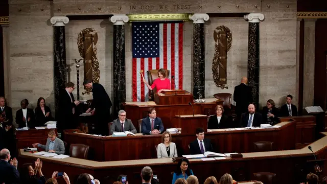 Нэнси Пелоси и демократы в Палате представителей Конгресса недовольны отменой санкций в отношении "Русала"