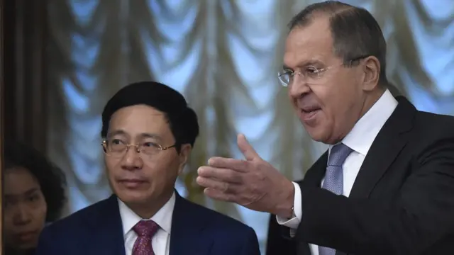 Ngoại trưởng Nga Sergei Lavrov và Bộ trưởng Ngoại giao Phạm Bình Minh tại một cuộc họp ở Moscow hồi tháng 11/2016.