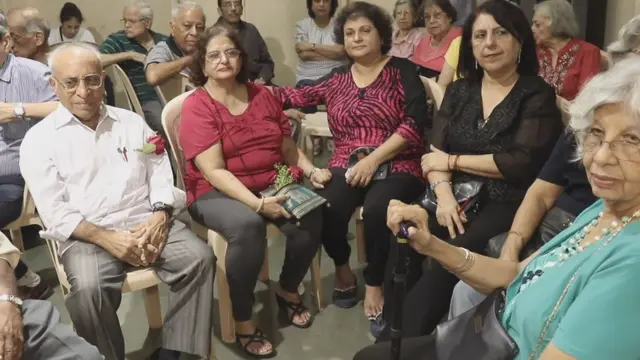 જિયો પારસીના કાર્યક્રમમાં હાજર લોકો