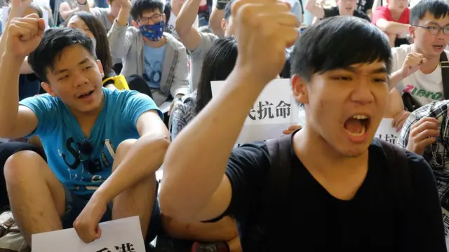 তাইওয়ানে চীন বিরোধী বিক্ষোভ