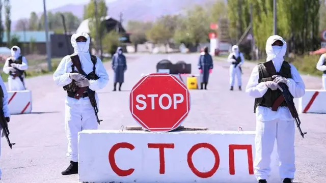 Кыргызстандын үч шаары менен айрым райондорунда 15-апрелге чейин коменданттык саат кирген