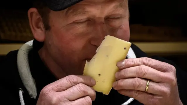 Une étude menée sur des personnes agées établit un lien entre les attentes de la vie des personnes et leur sens de l'odorat.