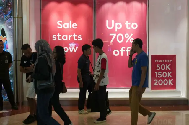 pelemahan daya beli, ekonomi, angka kemiskinan