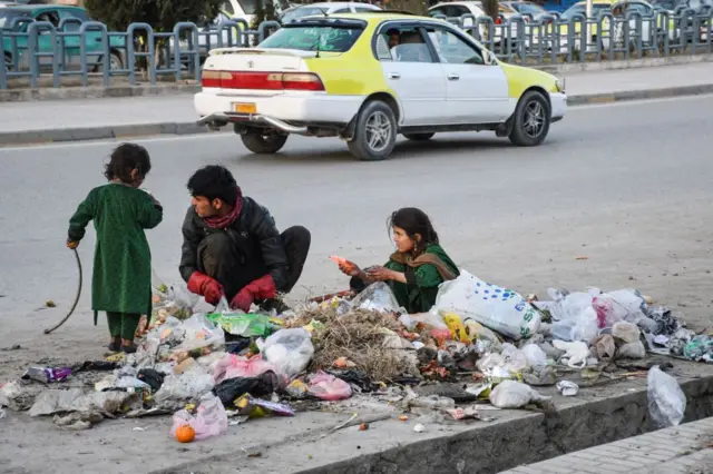 رئیس یک سازمان بشری گفته است که دستور رئیس‌جمهور آمریکا عواقب فاجعه‌باری در افغانستان خواهد داشت