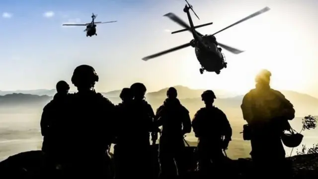 ஜம்மு காஷ்மீர்: என்ன நடக்கிறது அங்கே?- 10 தகவல்கள்