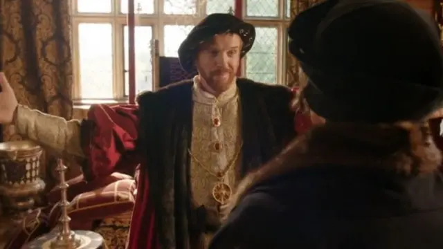 Кадр из постановки Би-би-си "Волчий зал"