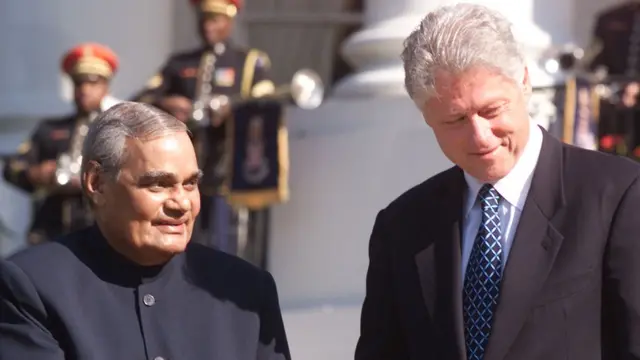 वाजपेयी और क्लिंटन