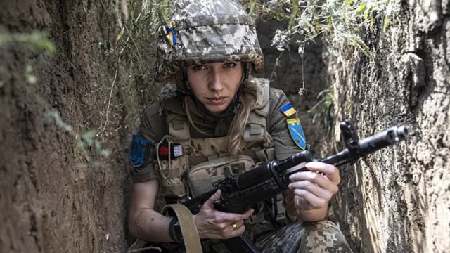 жінки в армії