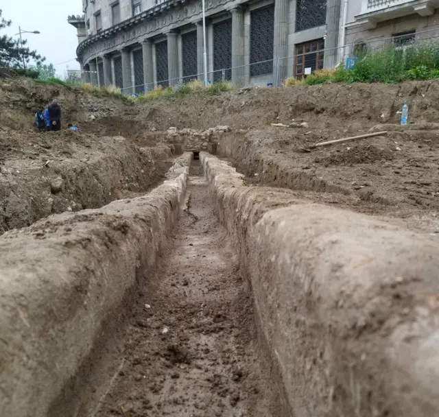 Ostaci rimskog vodovoda kod Narodne skupštine